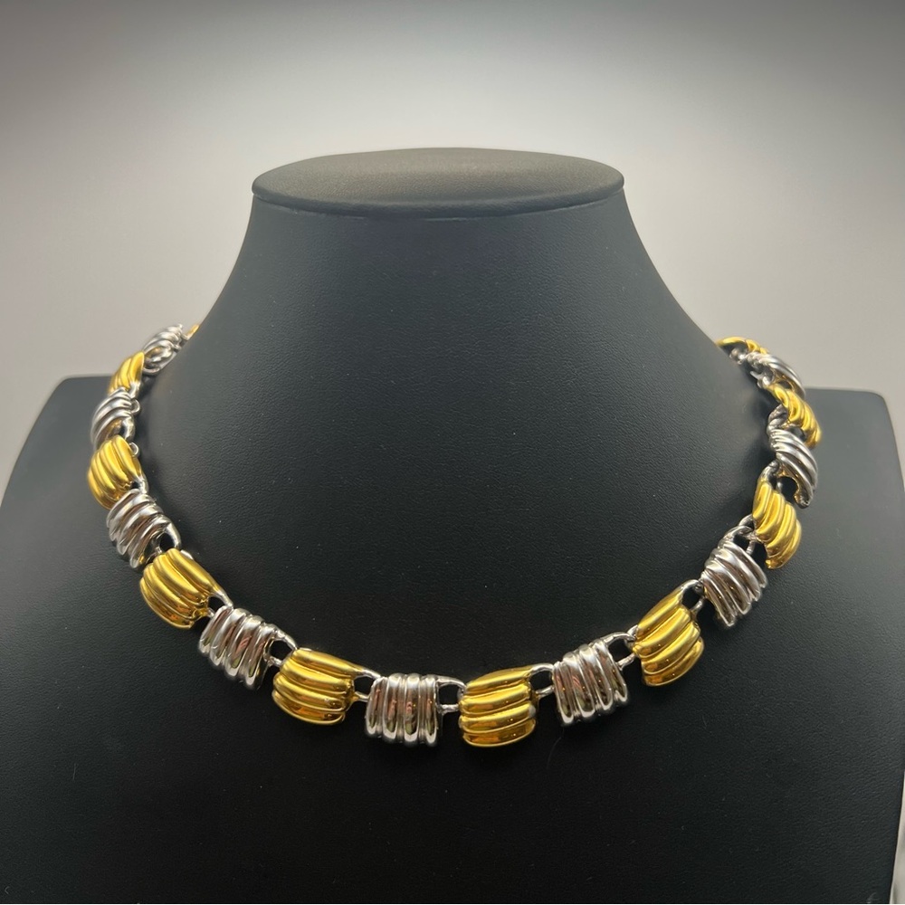 Elegant Vintage Anne Klein Necklace w/ Toggle Clasp Two Tone Silver & Gold